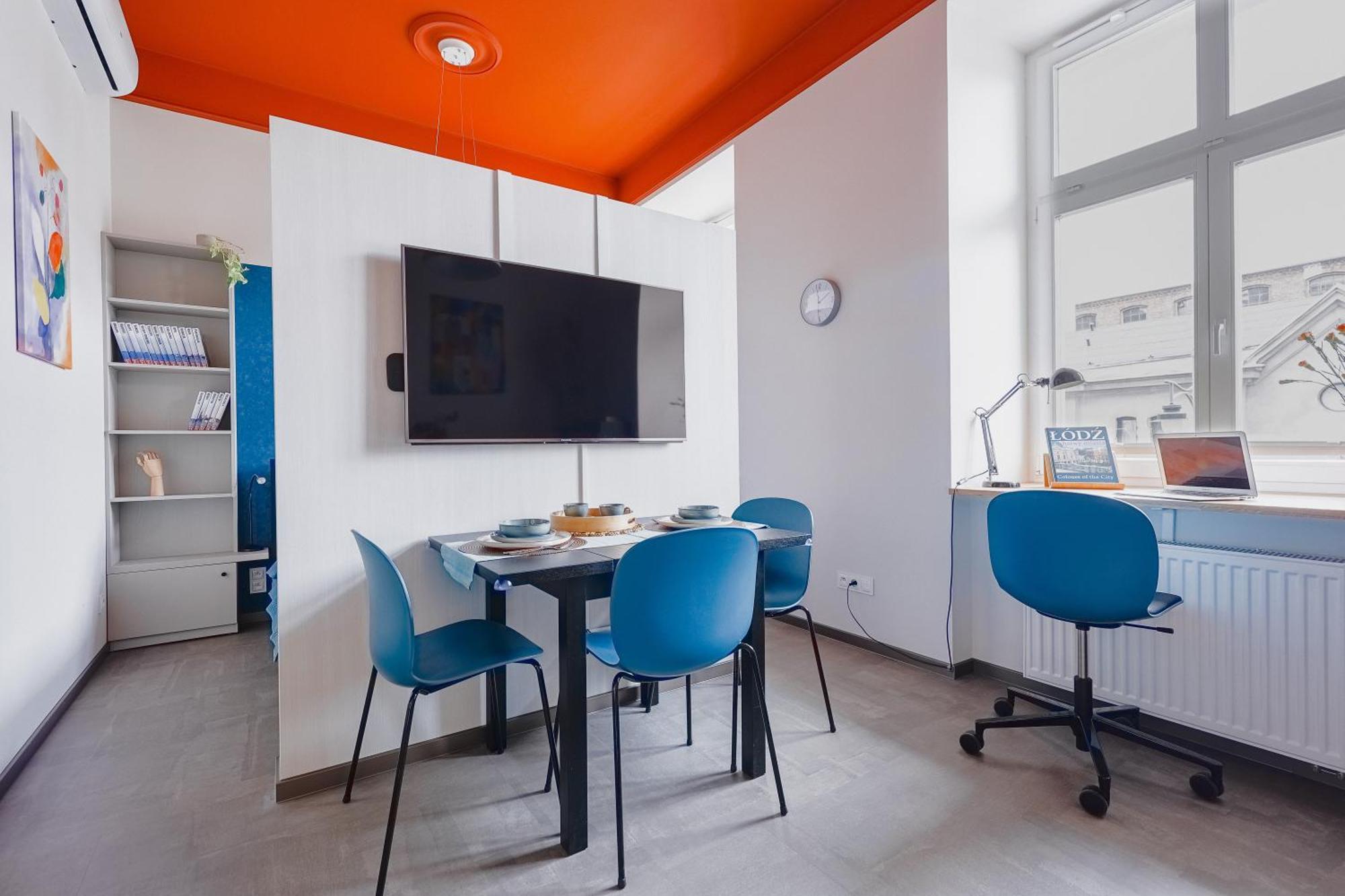 Vibe, Free Parking, In The Center Apartment *
